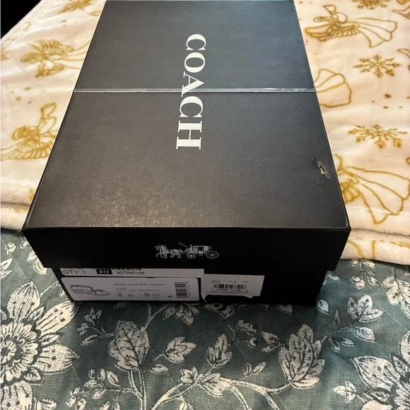 Coach Elegant White Strappy Sandals Sold Out Online Heel 0.5” EUC Wore 2 Times - Picture 6 of 9